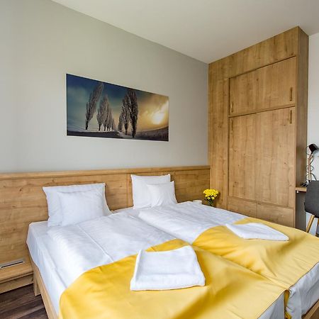 Pilvax Hotel Superior Kalocsa Bagian luar foto